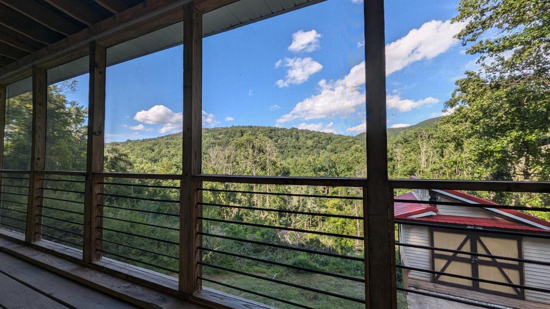 Red Roof Mountain Cabin With Starlink Internet! Stanley Exterior foto