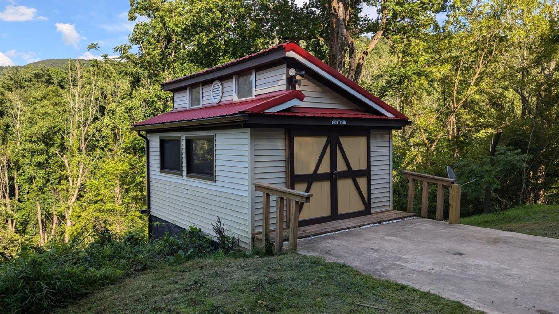 Red Roof Mountain Cabin With Starlink Internet! Stanley Exterior foto